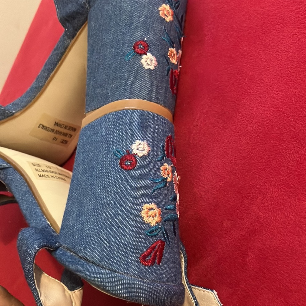 Denim embroidered sandals - Picture 4 of 9